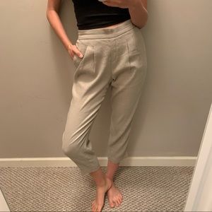 Babaton size 4 linen natural pants